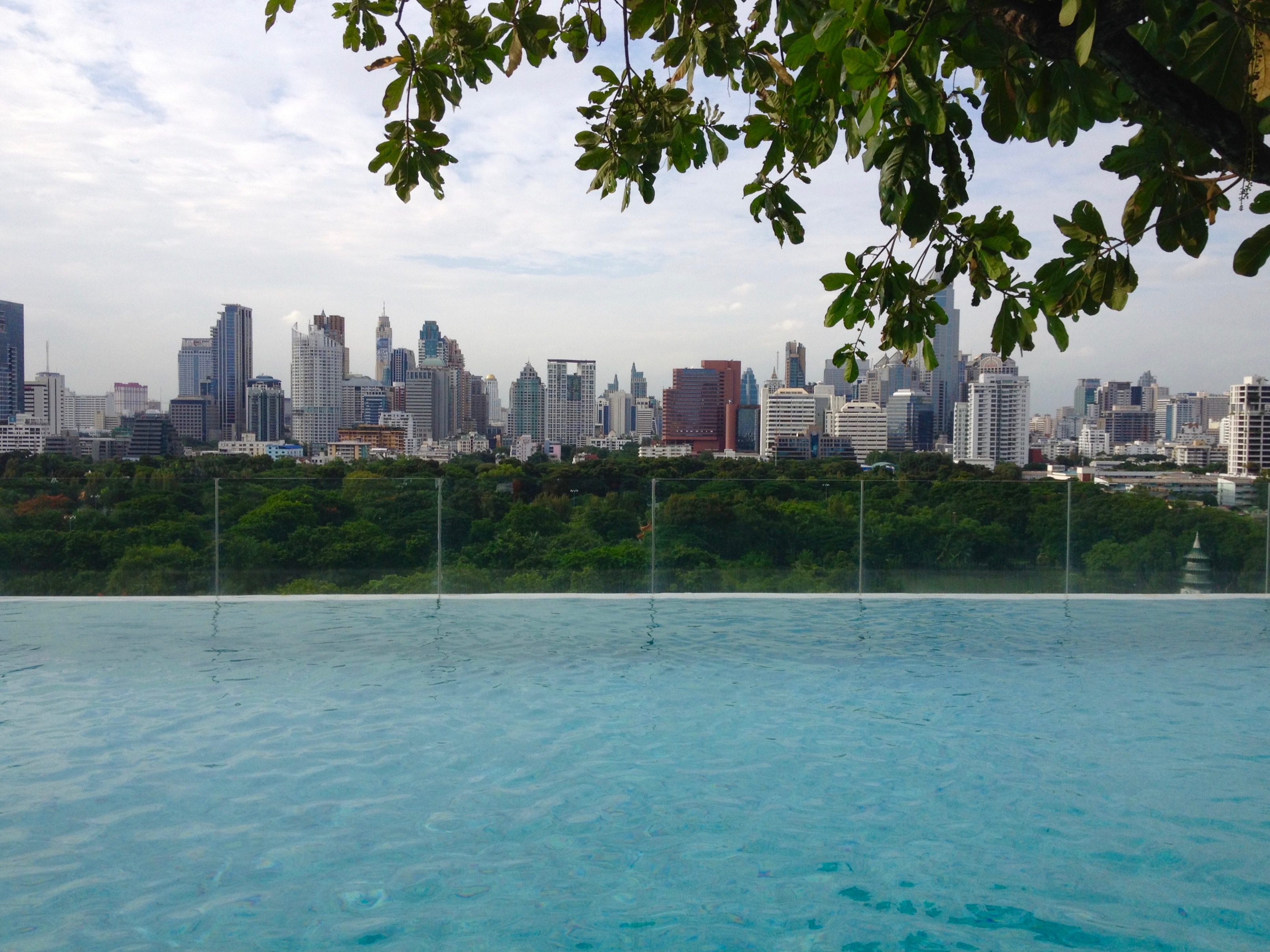 pool-party-bangkok