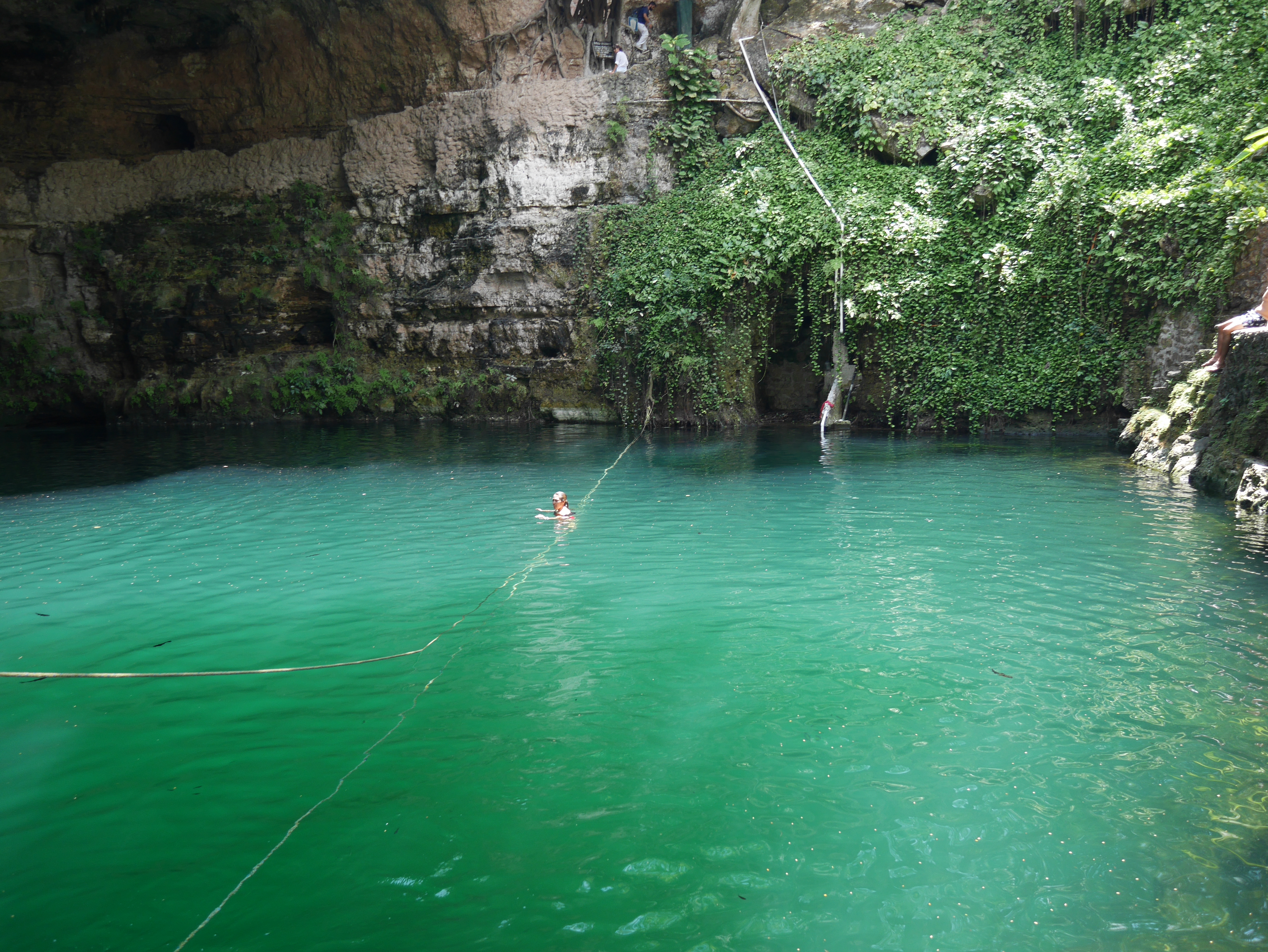 cenote-valladolid-mexique